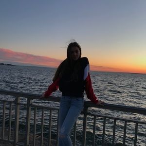 Meet your Posher, Alice